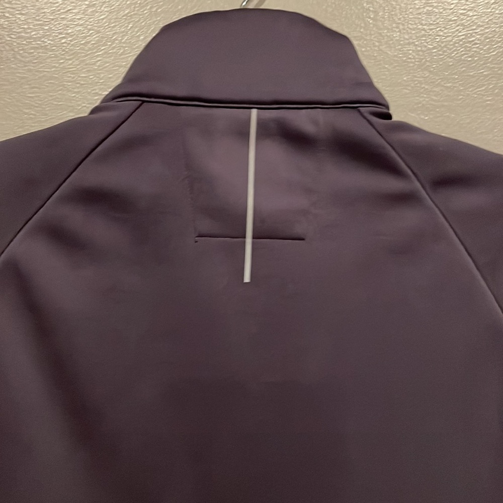 All In Motion zip jacket - Picture 8 of 14